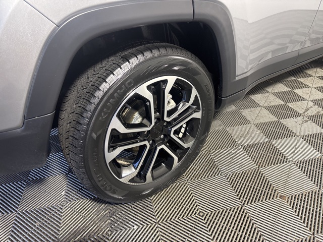 2022 Jeep Compass Limited photo 3