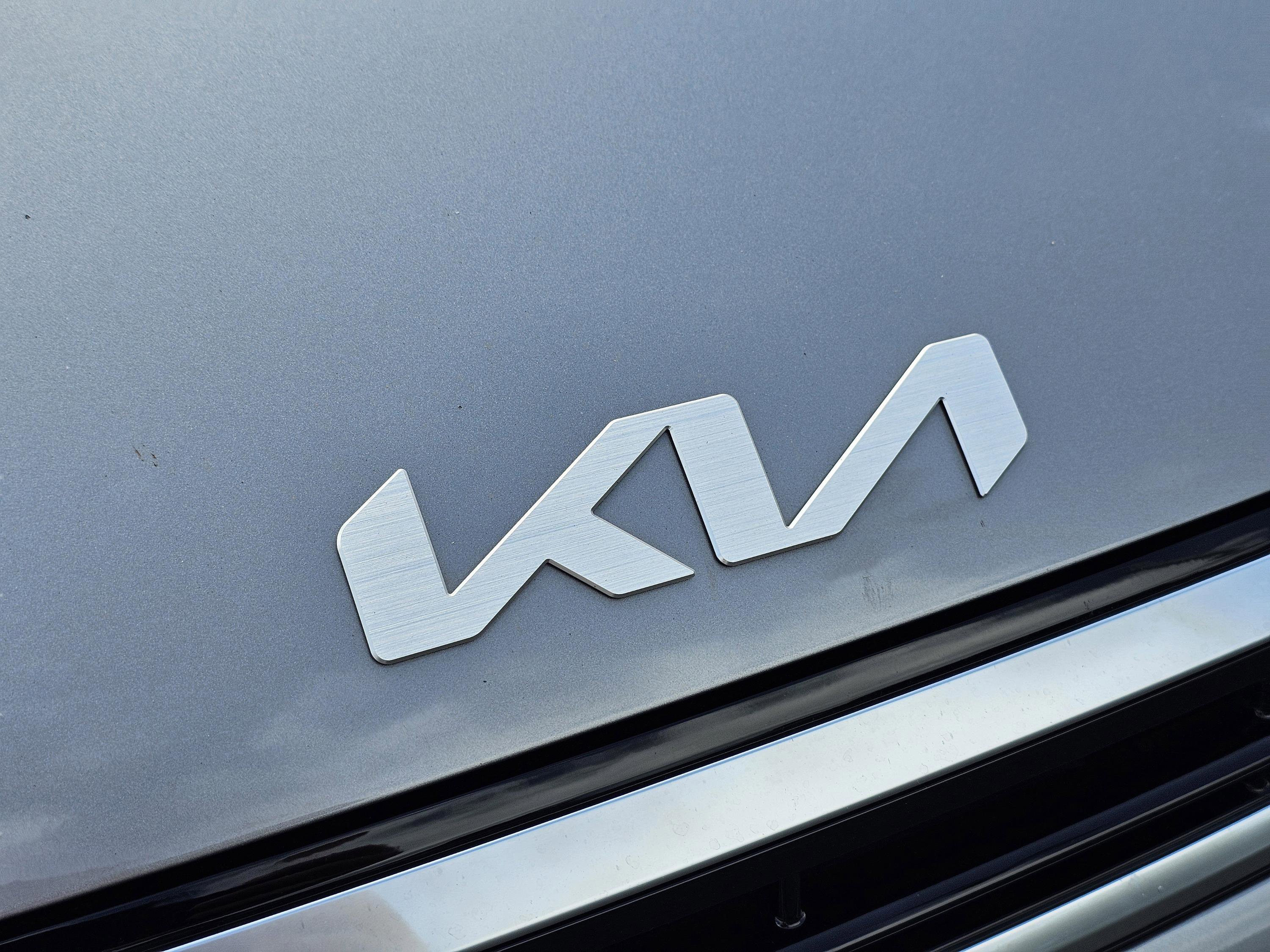2025 Kia K4 EX photo 3