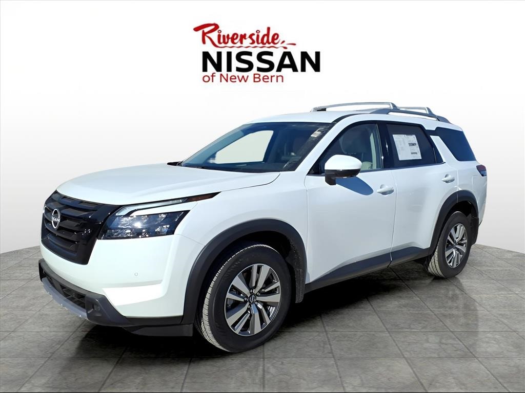 2025 Nissan Pathfinder SL photo 4