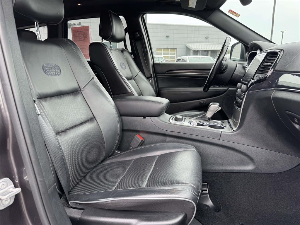 2020 Jeep Grand Cherokee Overland photo 14