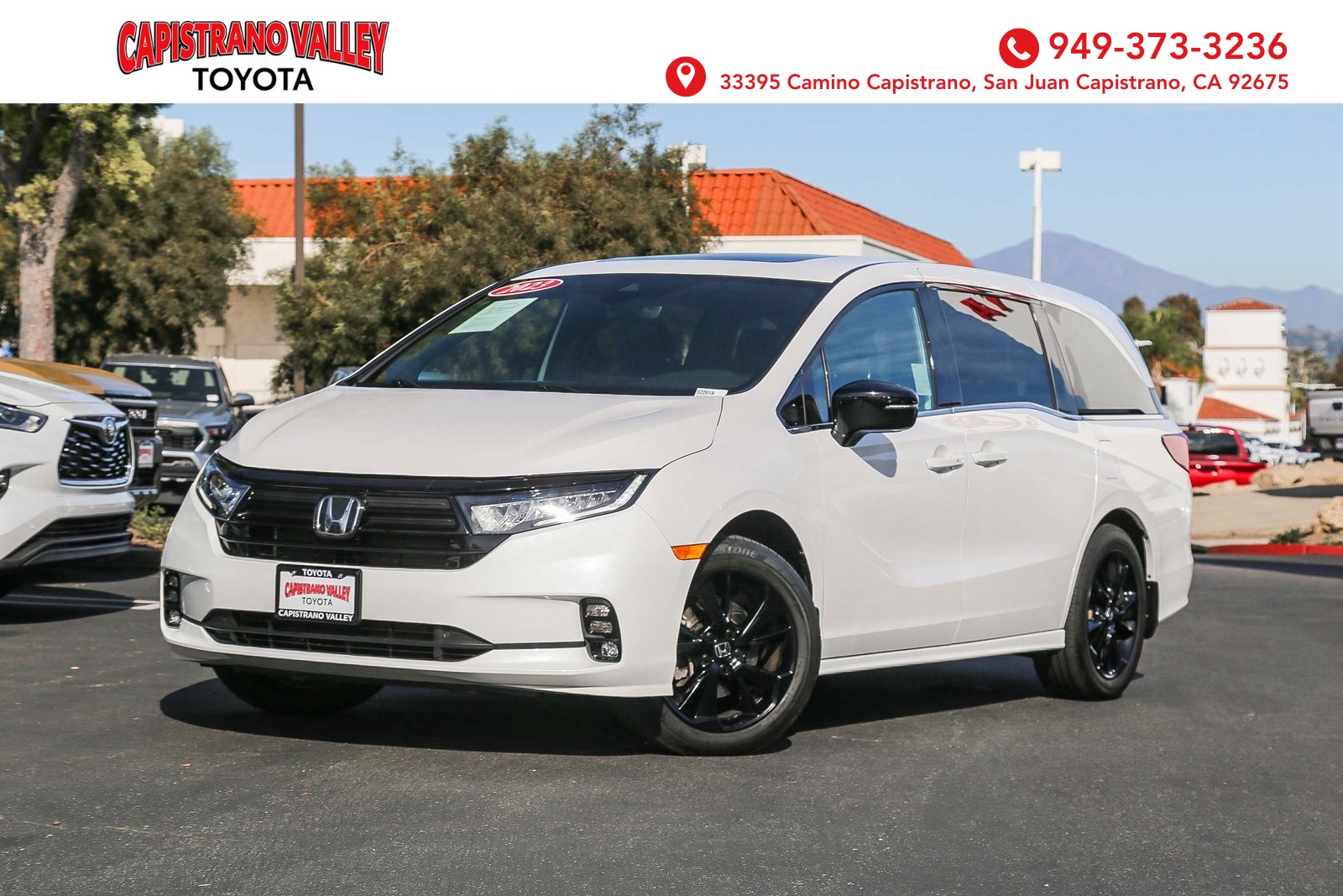 2023 Honda Odyssey SPORT's photo