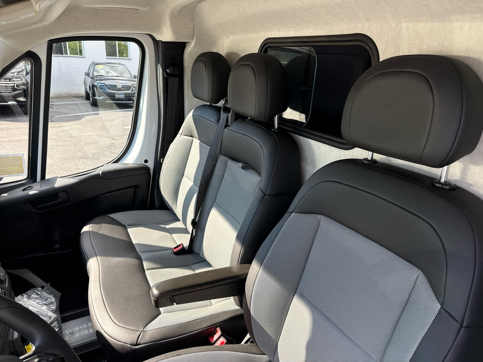 2025 Ram ProMaster 2500 photo 16