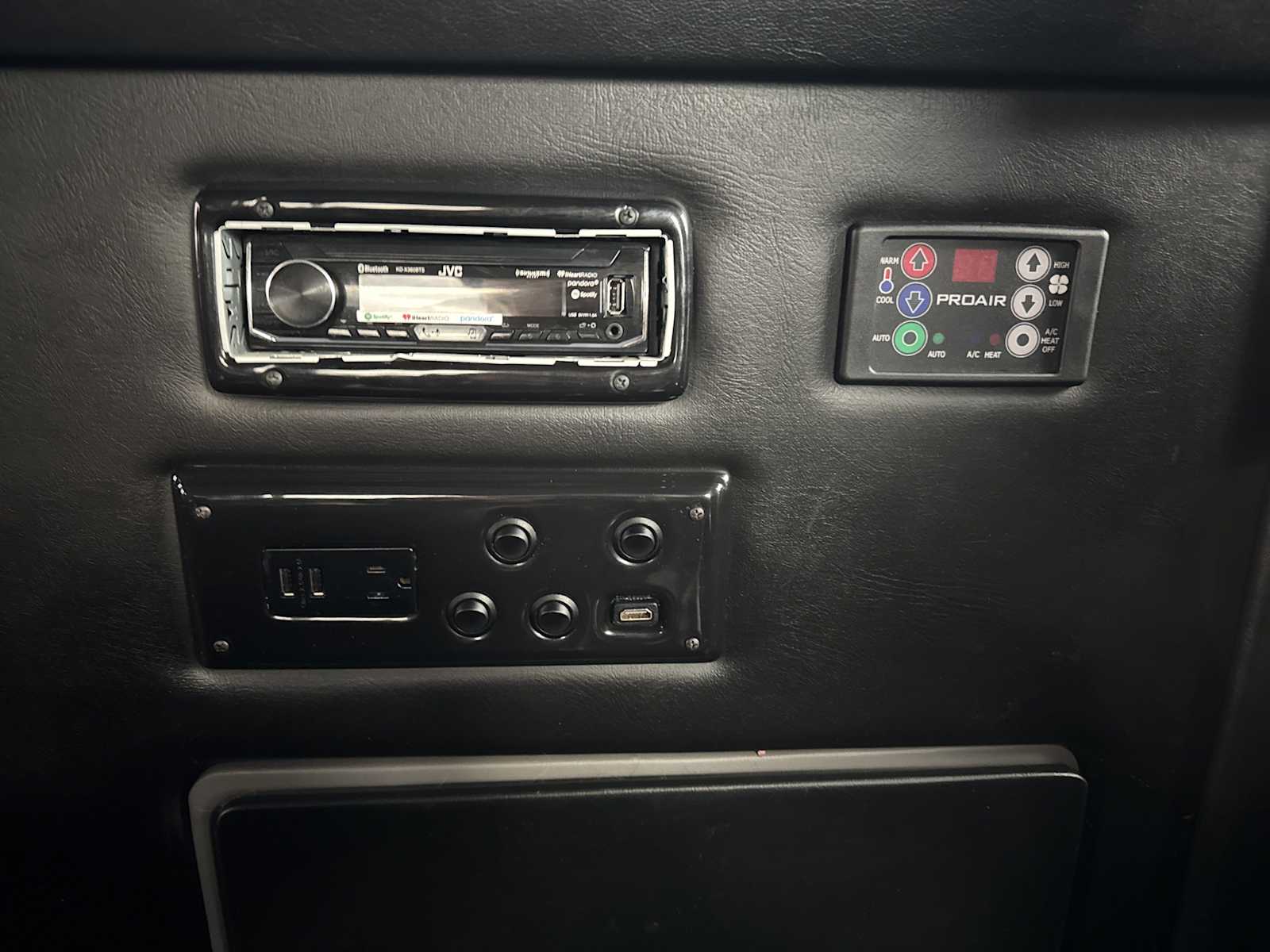 2019 Ram ProMaster 2500 Window Van photo 29