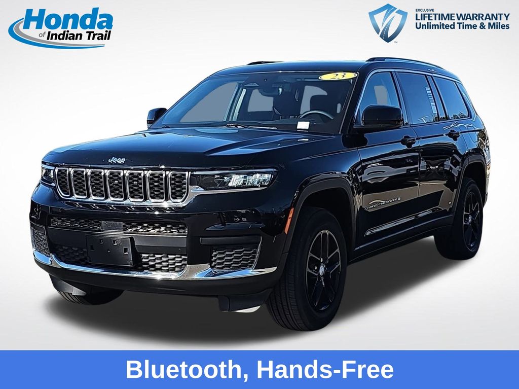 2023 Jeep Grand Cherokee L Laredo's photo
