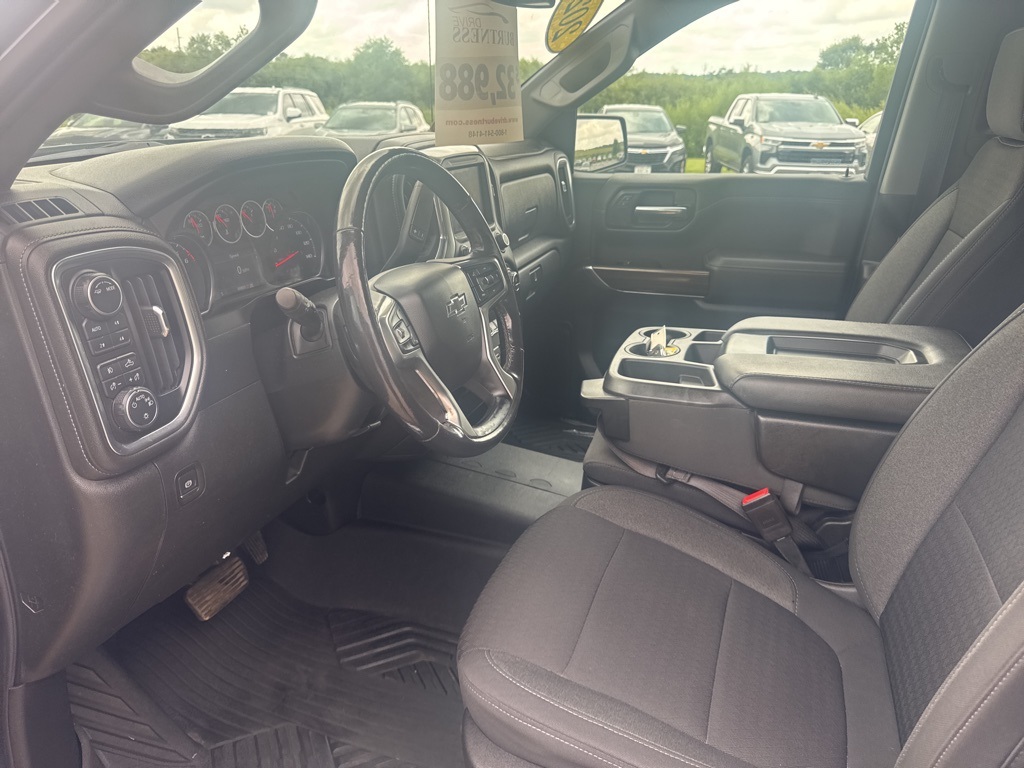 2020 Chevrolet Silverado 1500 RST photo 10
