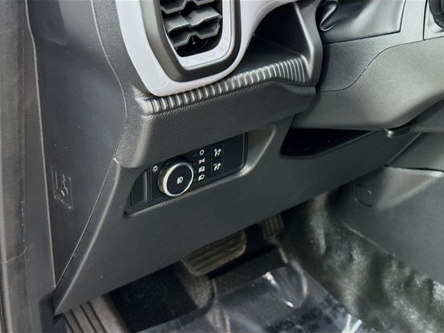 2025 Ford Ranger XL photo 10