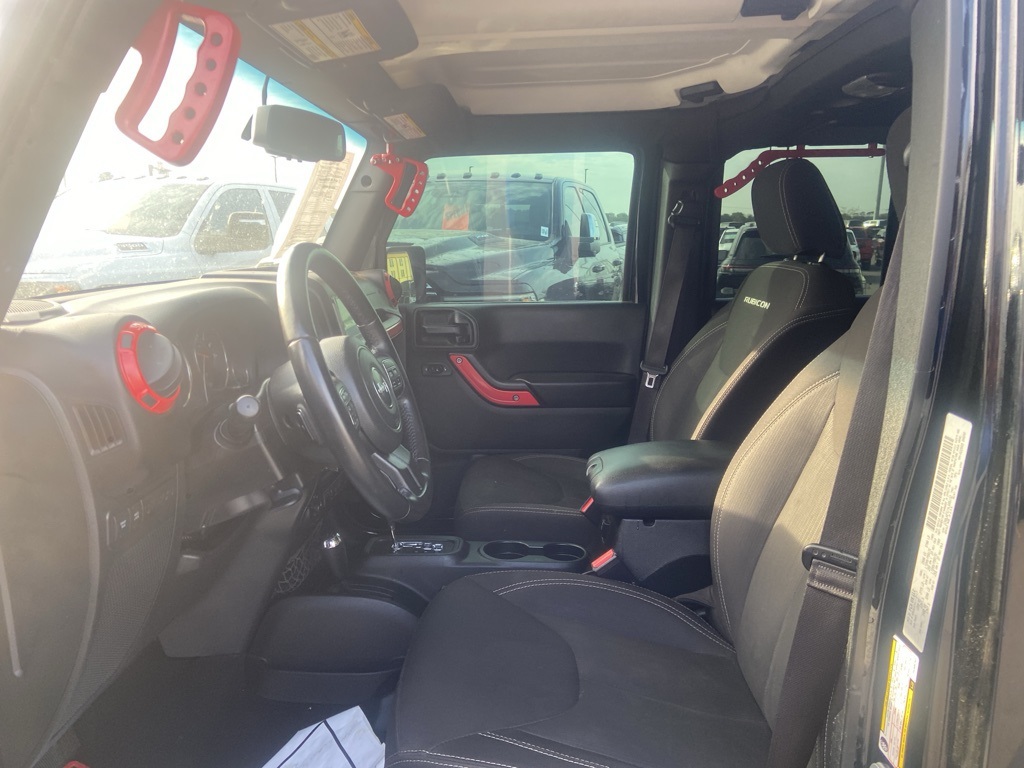 2017 Jeep Wrangler Unlimited Rubicon photo 10