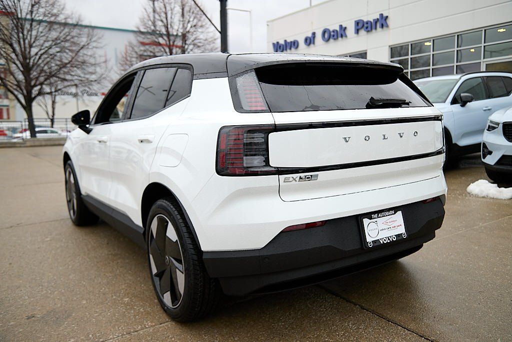 2026 VOLVO EX30 - Image 6
