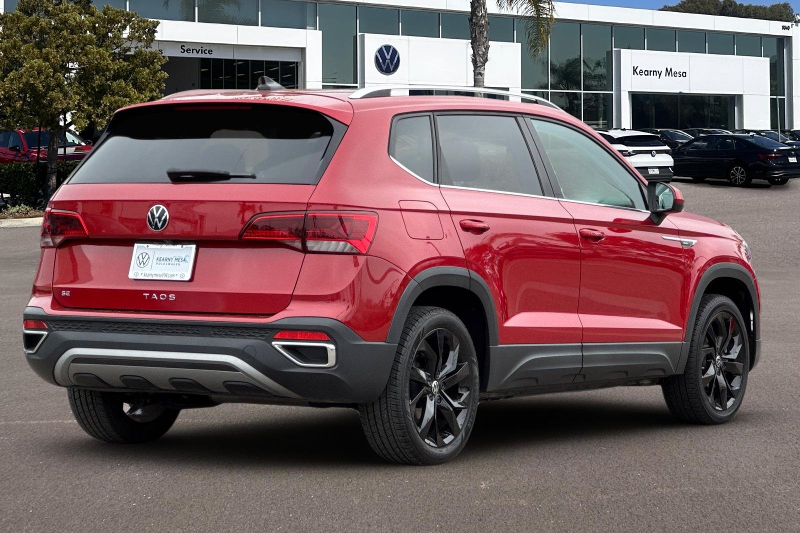 2022 Volkswagen Taos SE photo 4