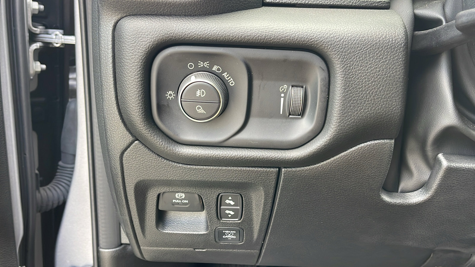 2025 Ram 1500 Big Horn Lone Star photo 26