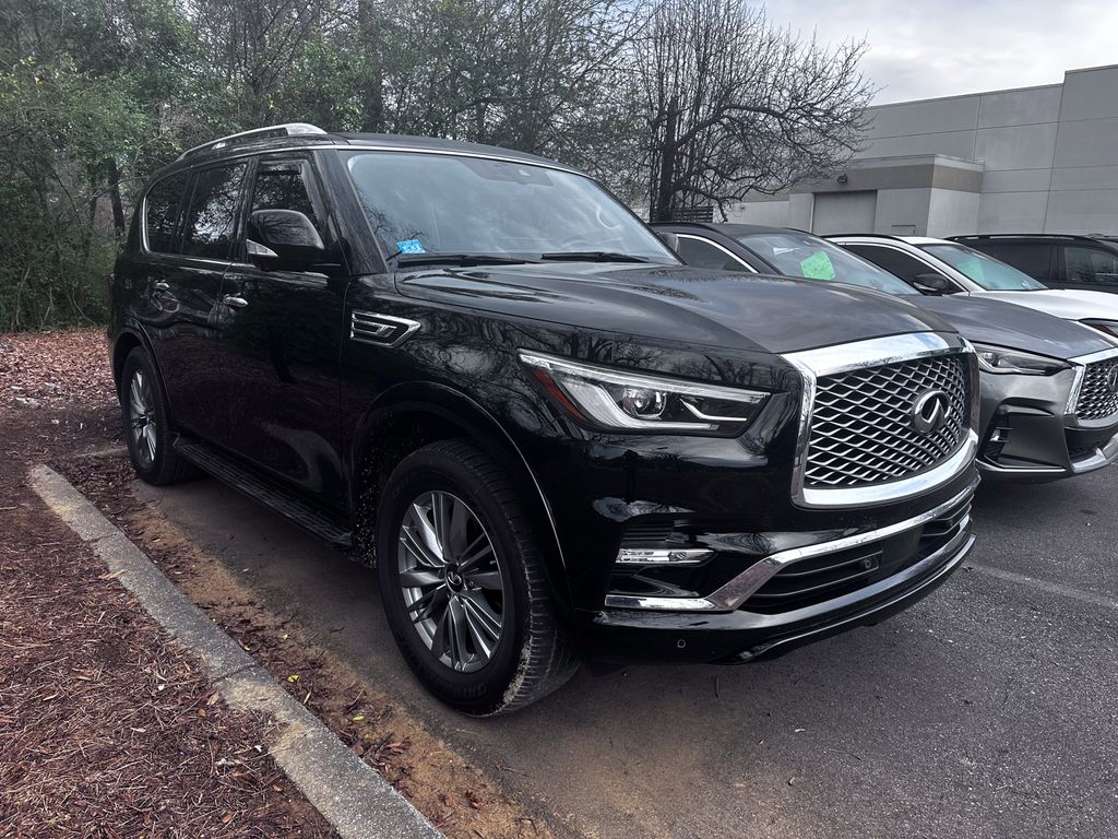 2022 INFINITI QX80's photo