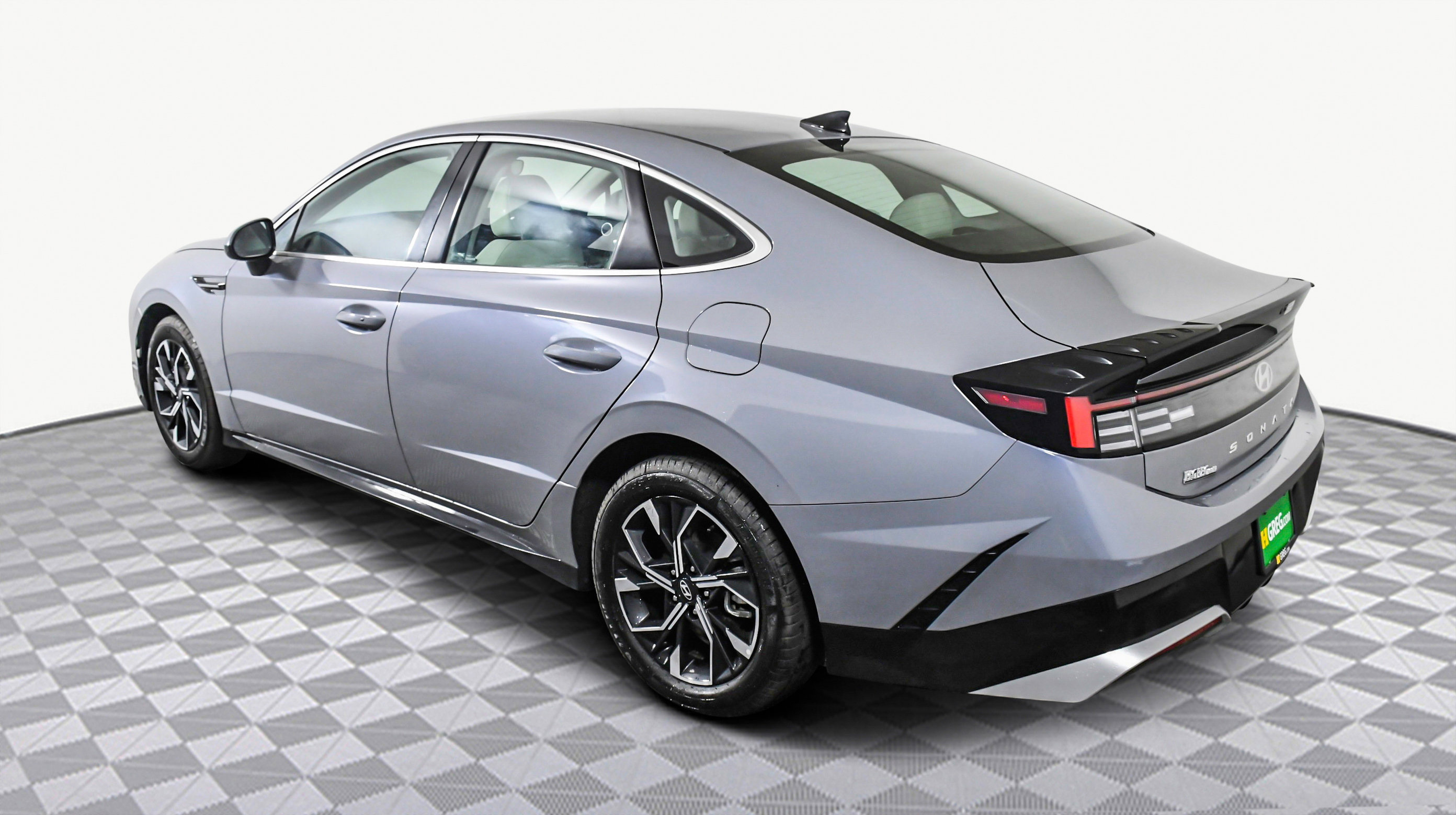 2025 Hyundai Sonata SEL photo 4