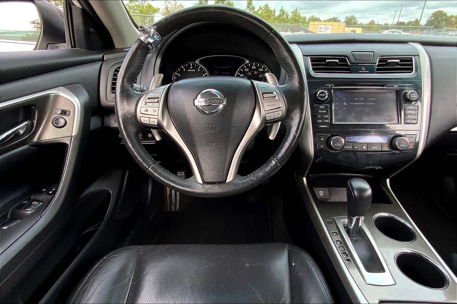 2015 Nissan Altima 3.5 SL photo 2