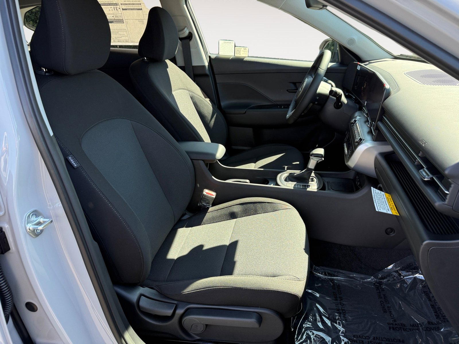 2026 Hyundai Kona SEL photo 19