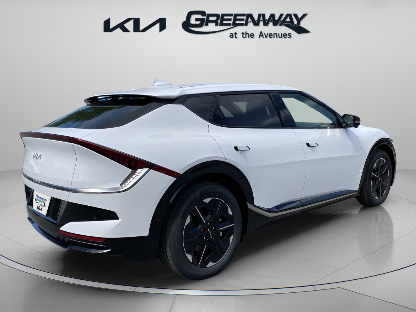 2025 Kia EV6 Wind photo 2