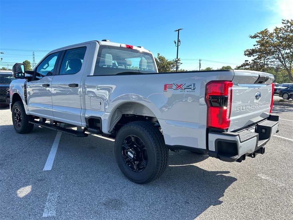 2026 Ford F-250 XL photo 4