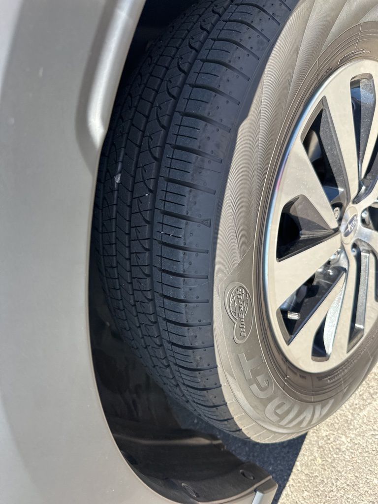 2025 Subaru Outback Premium photo 3