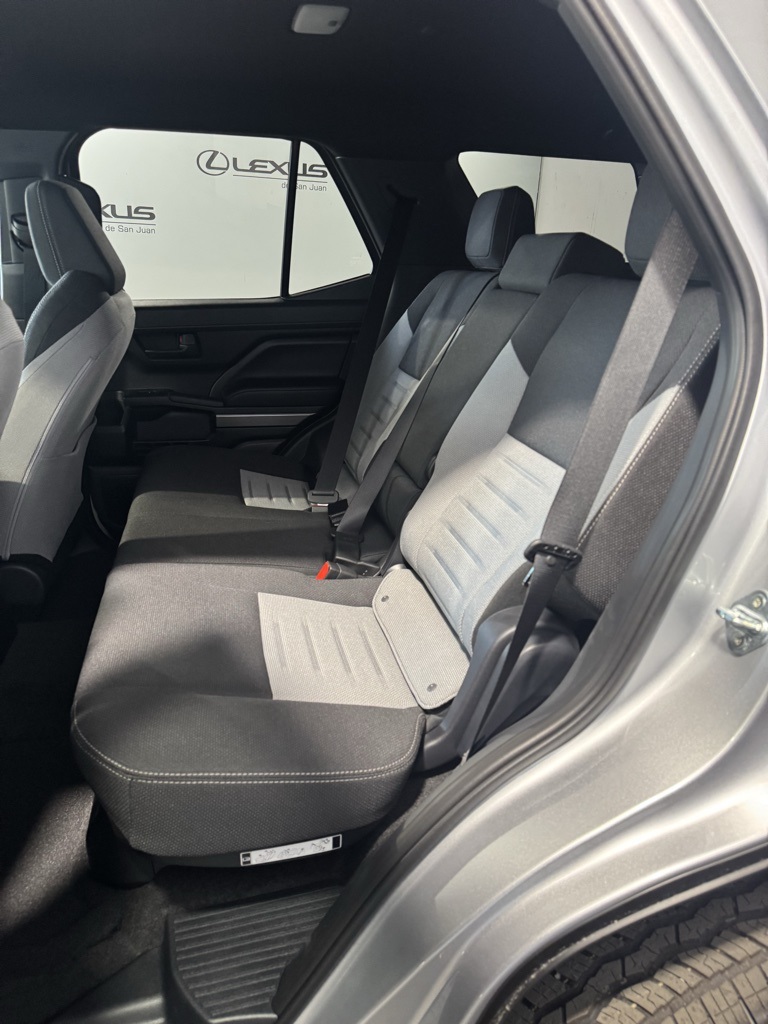 2025 Toyota 4Runner photo 21