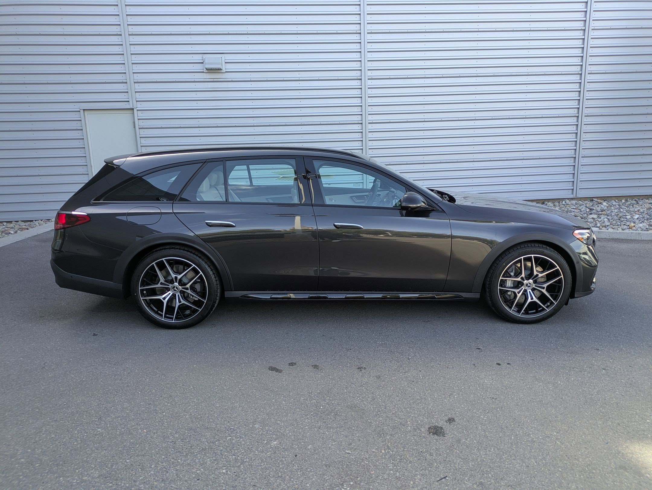 2026 Mercedes Benz E 450 4MATIC All-Terrain photo 2