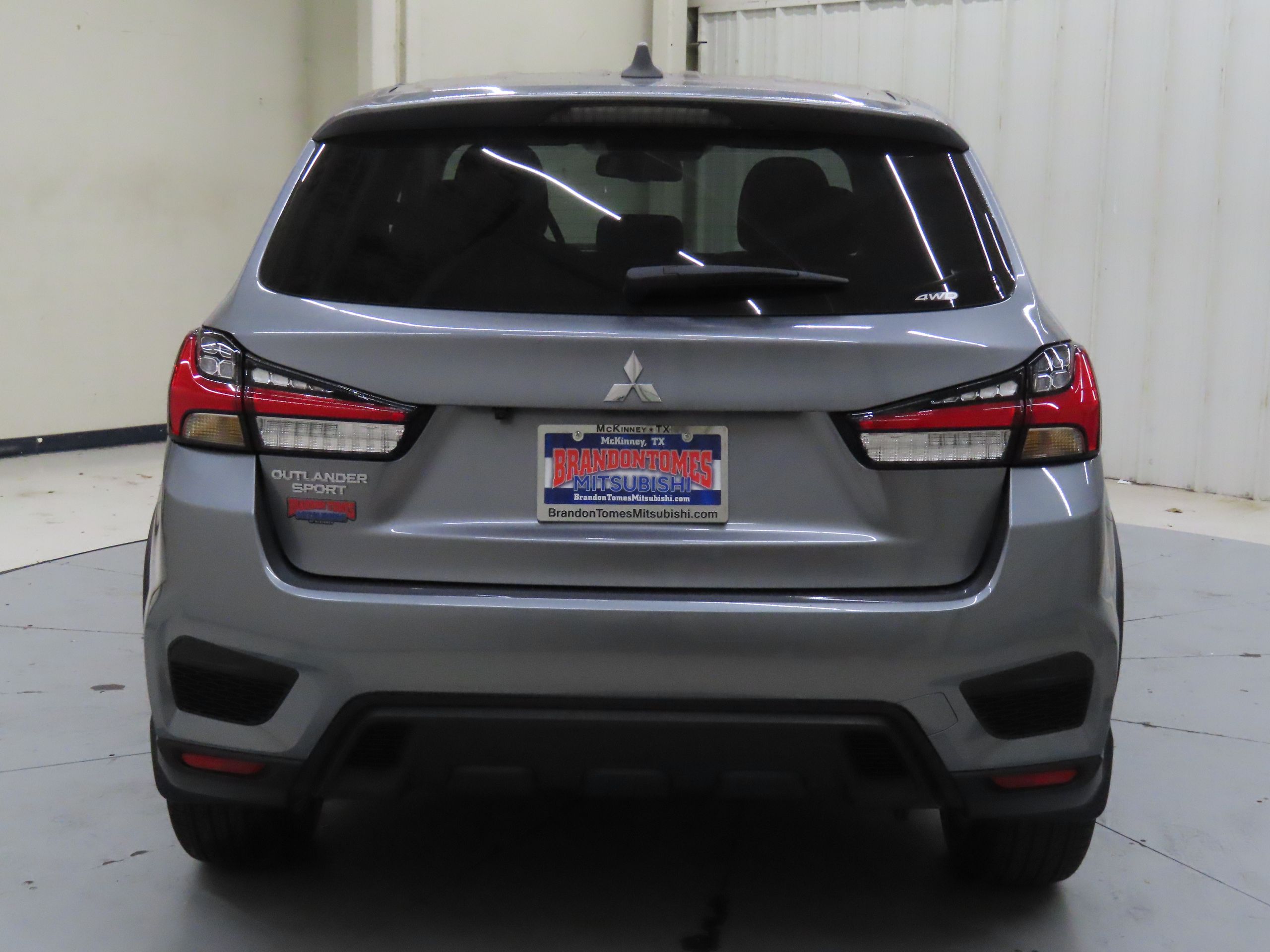 2025 Mitsubishi Outlander Sport ES photo 4