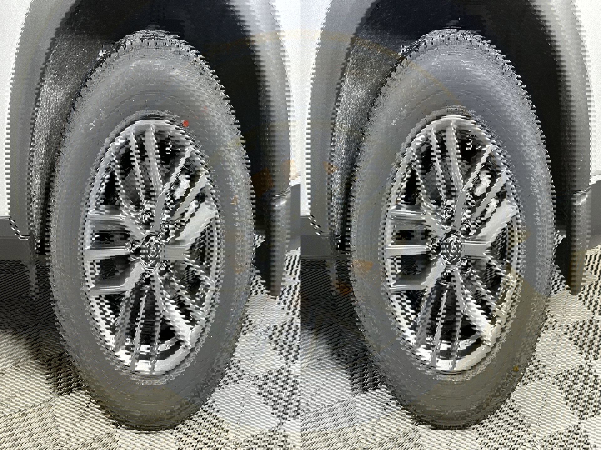2025 Nissan Rogue S photo 8