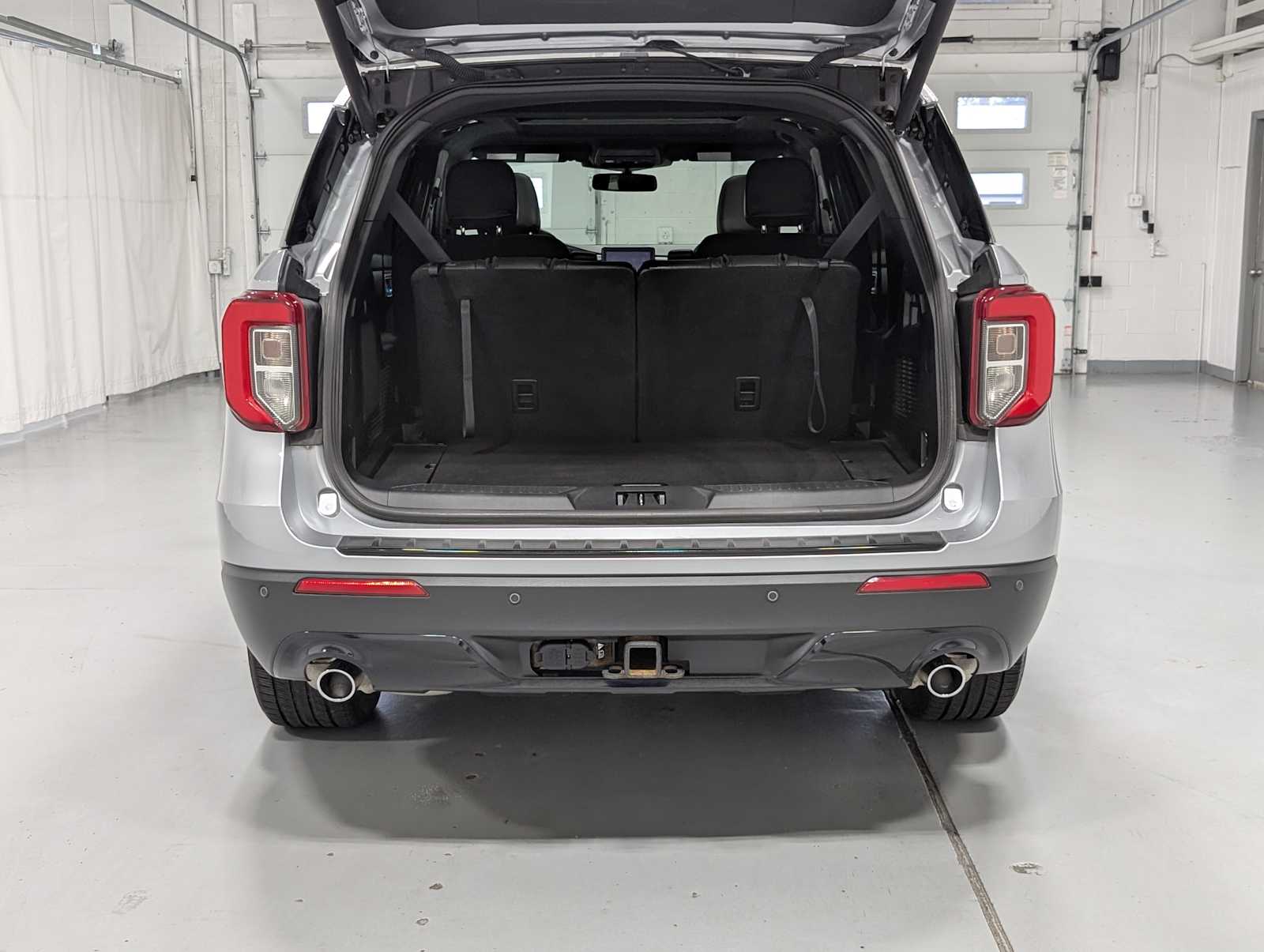 2022 Ford Explorer ST-Line photo 38