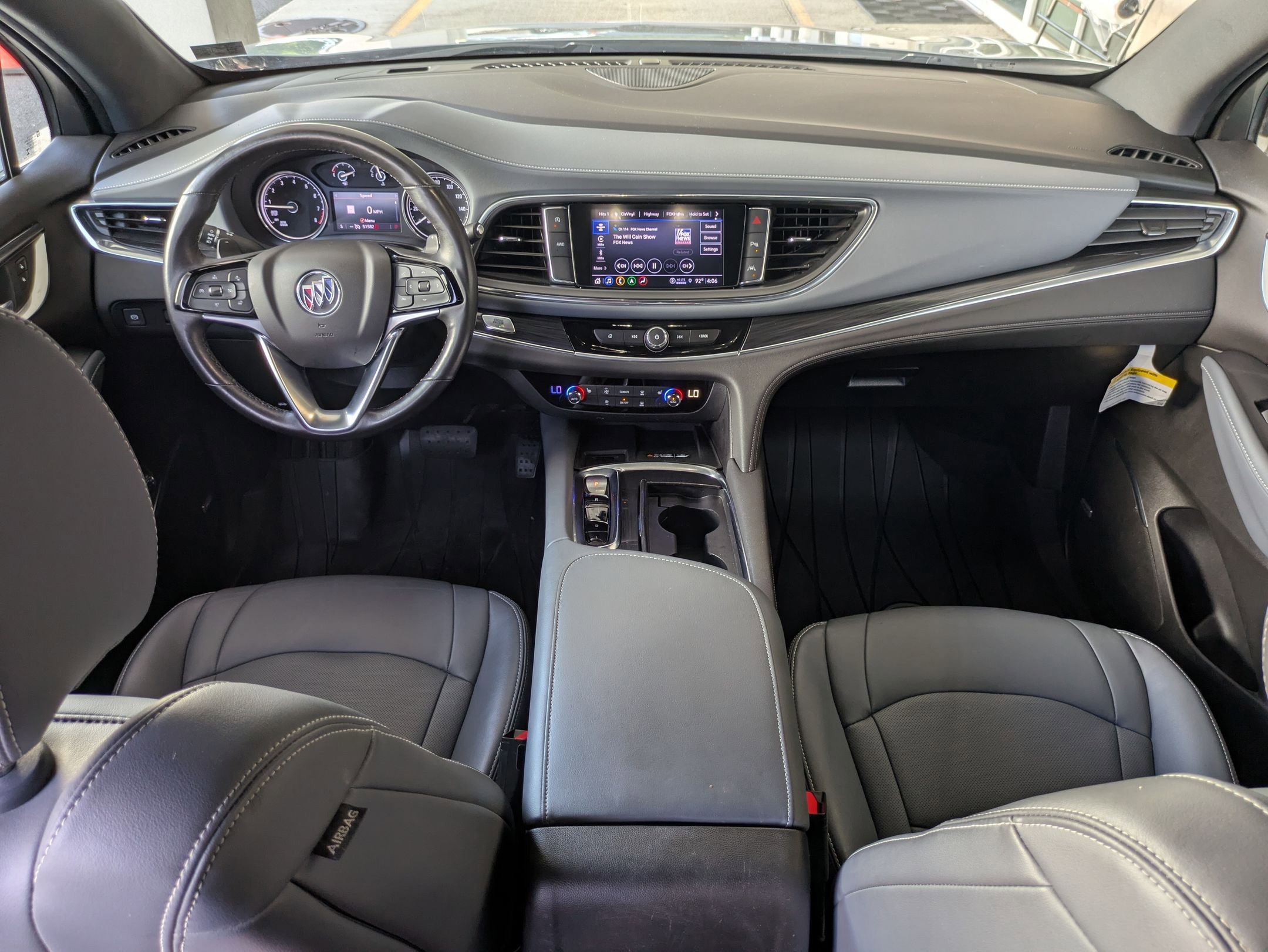 2022 Buick Enclave Essence photo 11