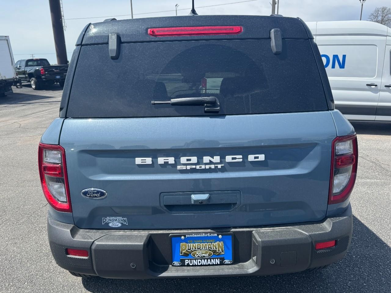 2025 Ford Bronco Sport Outer Banks photo 3