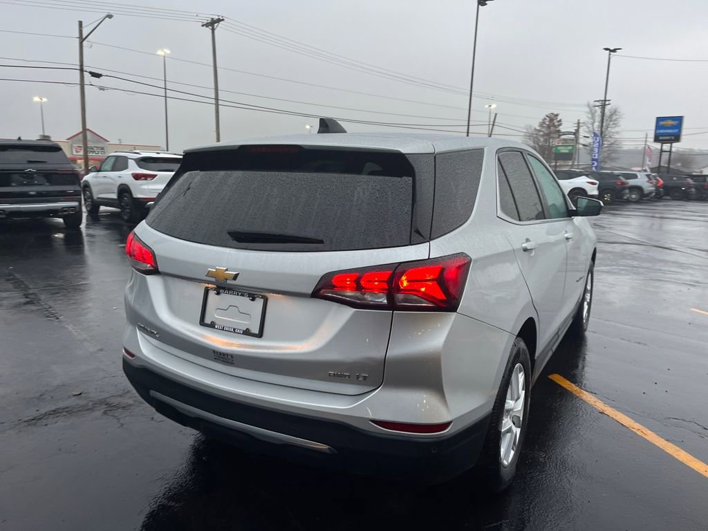 2022 Chevrolet Equinox LT photo 4