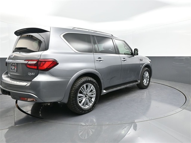 2019 Infiniti QX80 Luxe photo 23