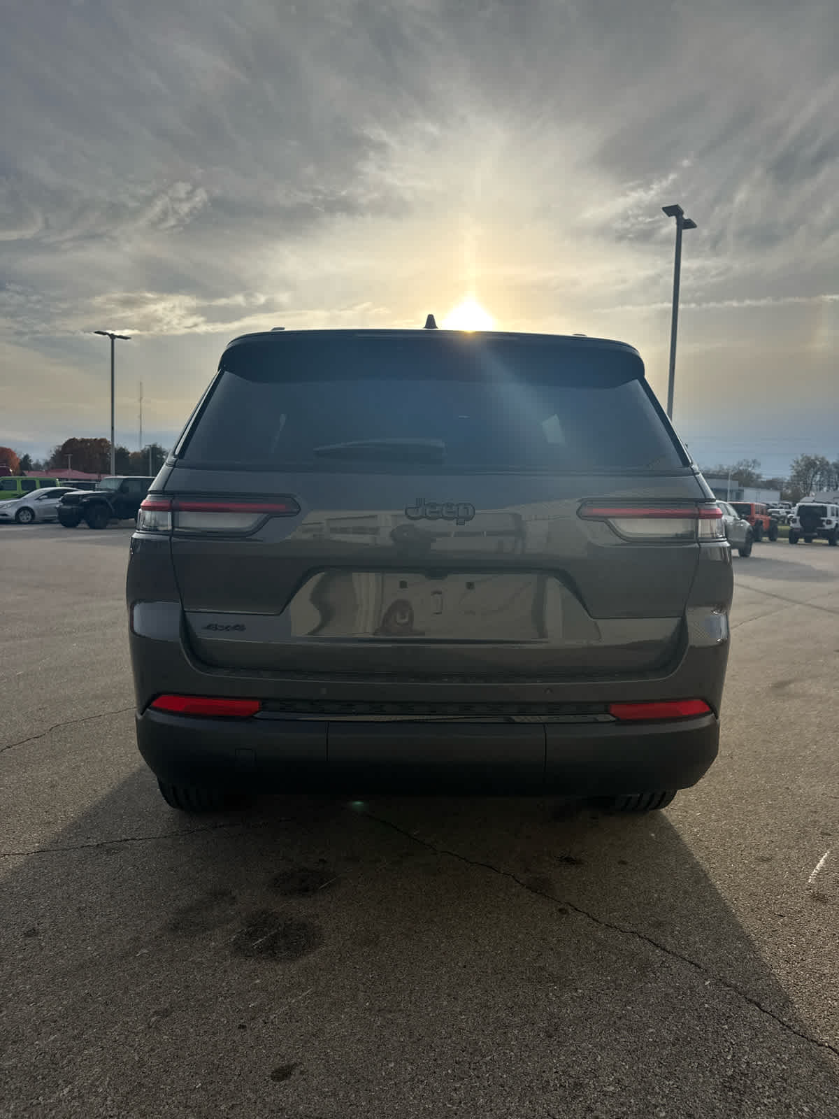 2025 Jeep Grand Cherokee Altitude X photo 2