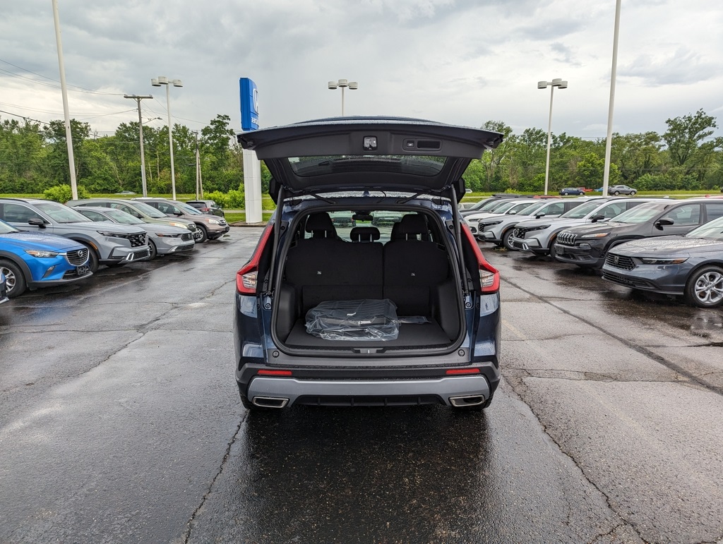 2026 Honda CR-V Hybrid Sport-L photo 11