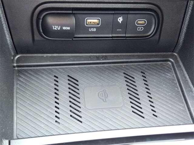 2023 Kia Sportage EX photo 16