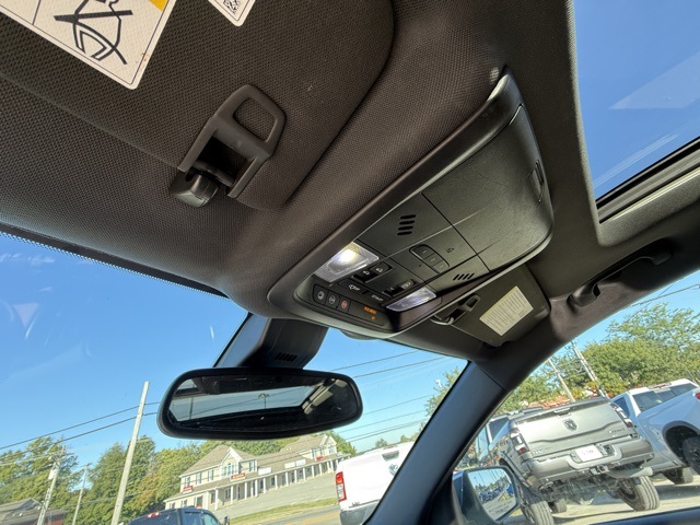 2018 Chevrolet Equinox Premier photo 21