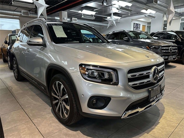 Pre-Owned Vehicles in Stock Flushing, Queens | Helms Bros.