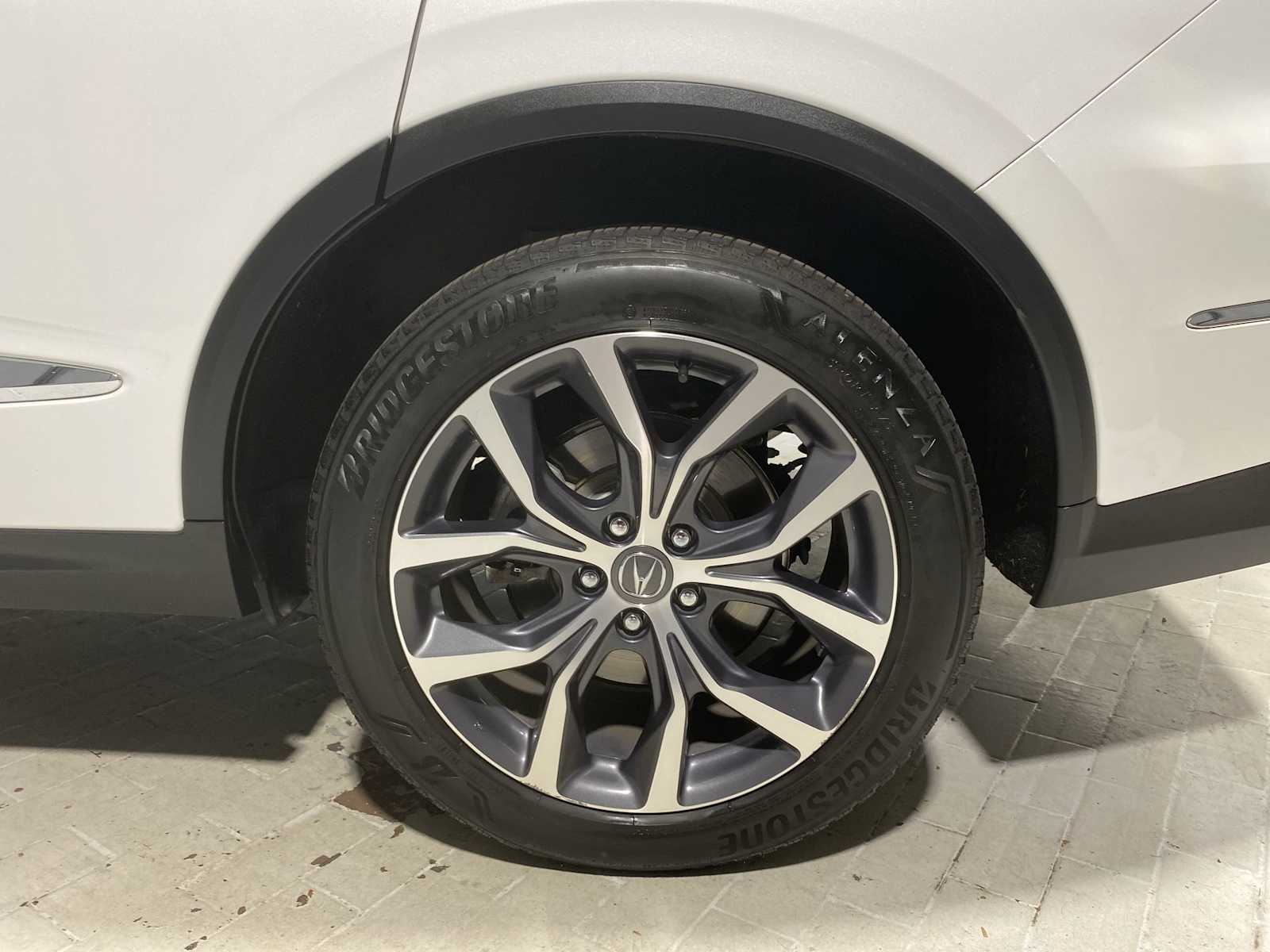 2023 Acura MDX Technology SH-AWD photo 8
