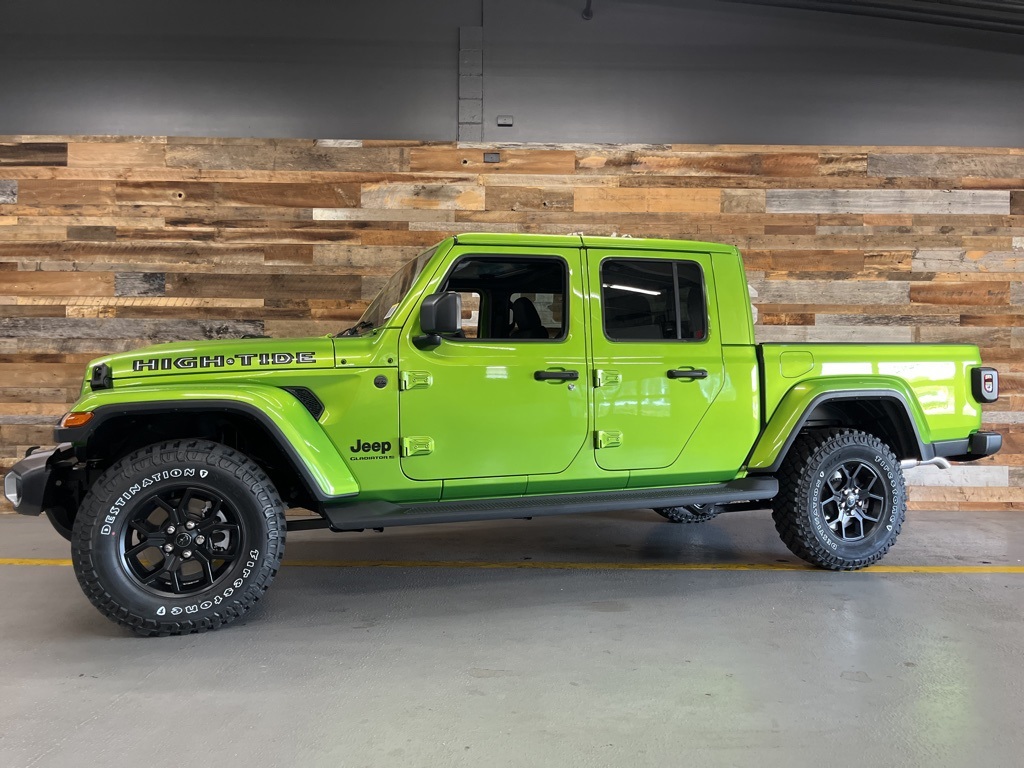 2025 Jeep Gladiator Sport photo 9