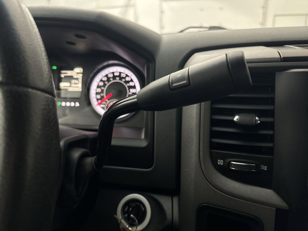 2018 Ram 3500 Tradesman SLT photo 13