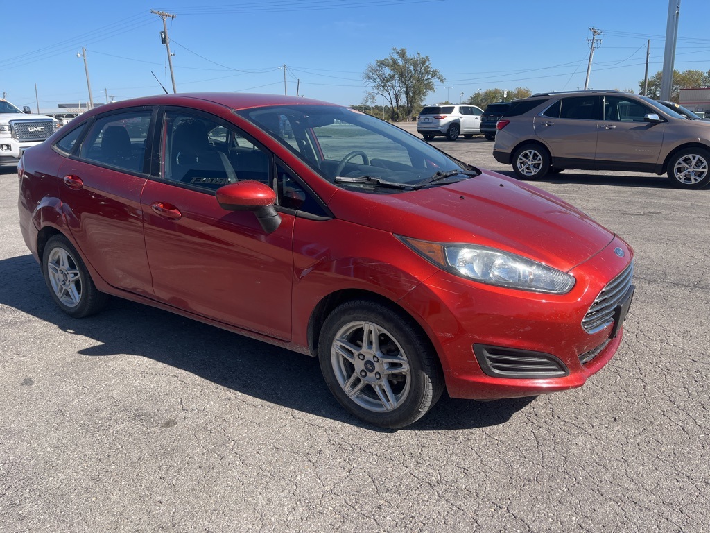 Used 2018 Ford Fiesta SE with VIN 3FADP4BJ1JM104141 for sale in Kansas City