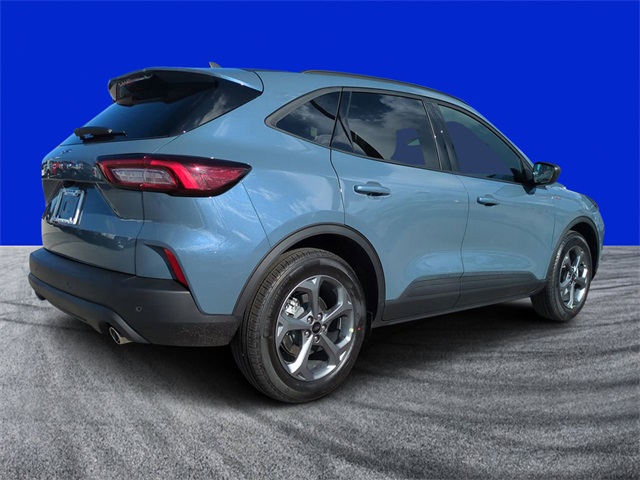 2026 Ford Escape ST-Line photo 2