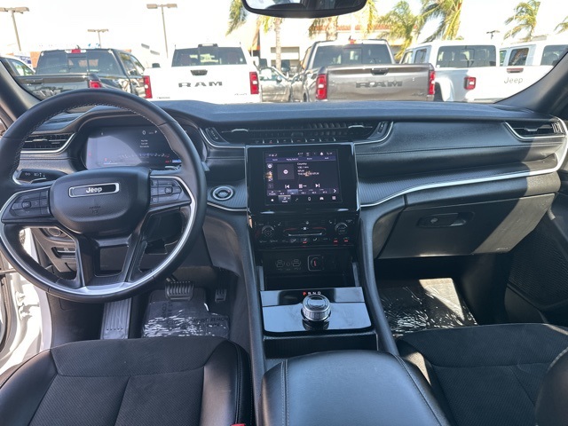 2024 Jeep Grand Cherokee Altitude photo 22