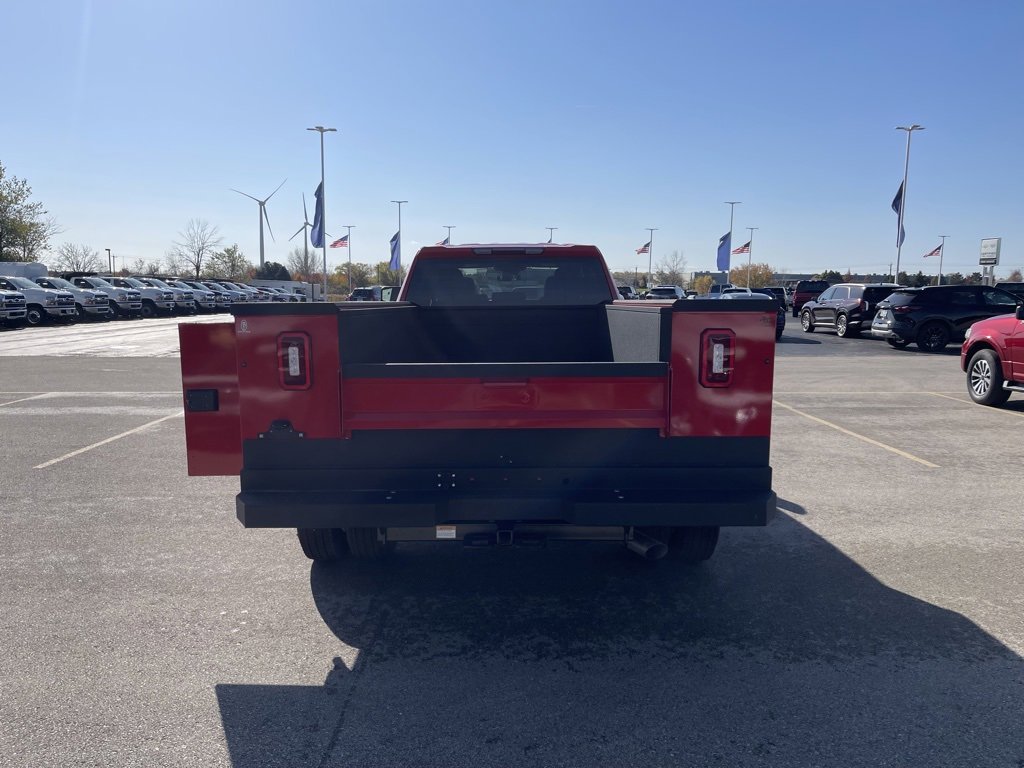 2025 Chevrolet Silverado 3500HD photo 3