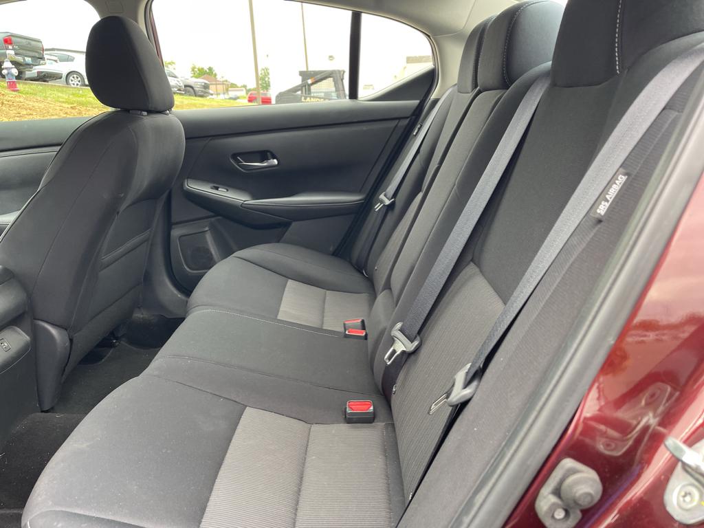 2022 Nissan Sentra SV photo 8
