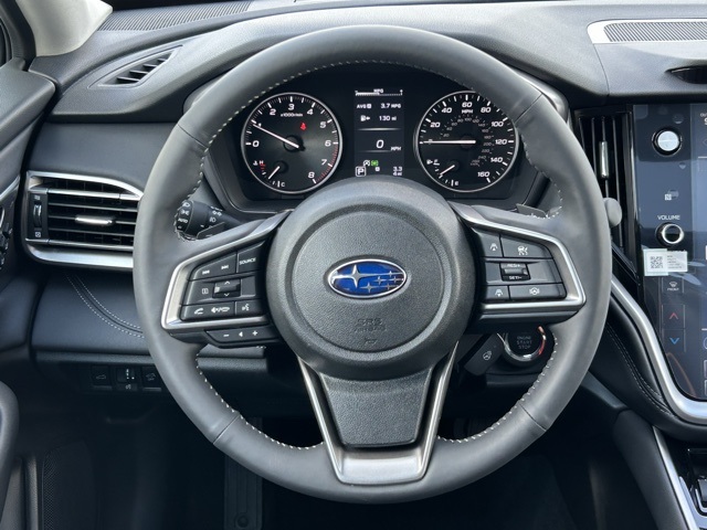 2025 Subaru Outback Touring XT photo 17