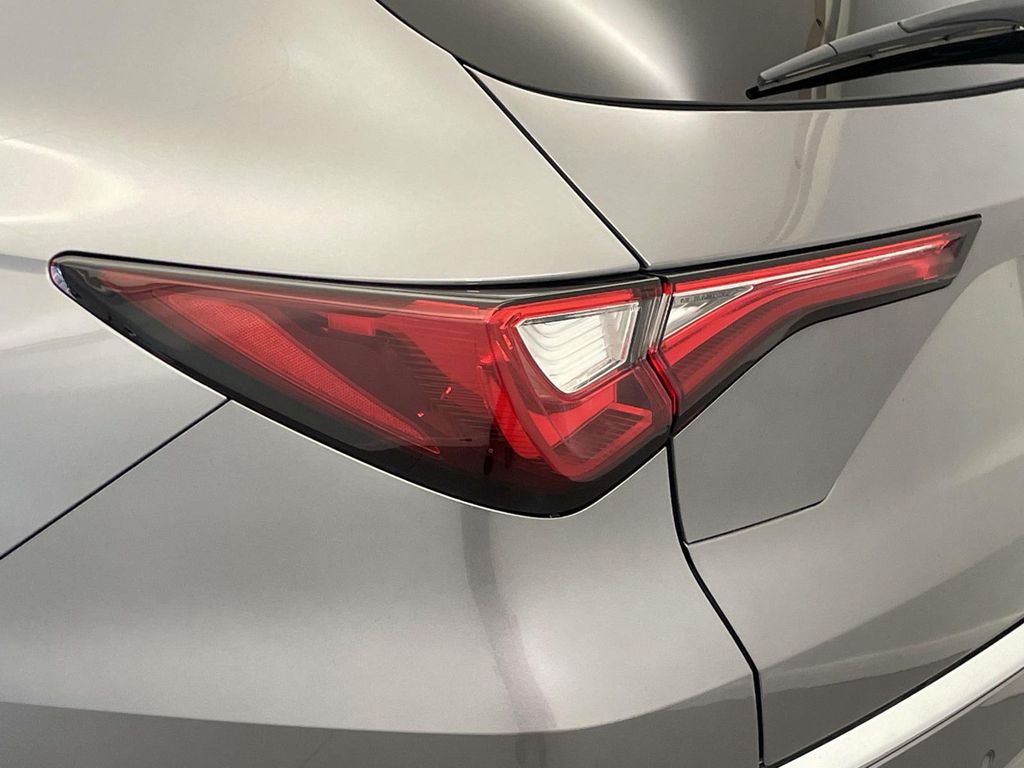 2022 Acura MDX Technology photo 16