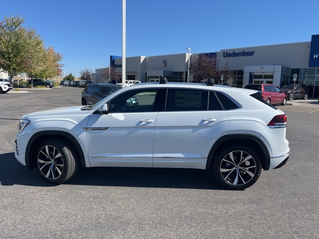 2026 Volkswagen Atlas Cross Sport SEL Premium R-LINE's photo