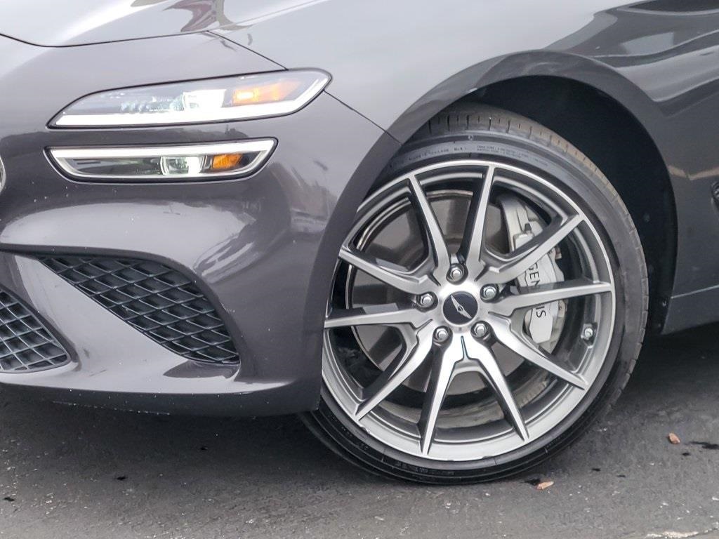 2025 Genesis G70 2.5T photo 4