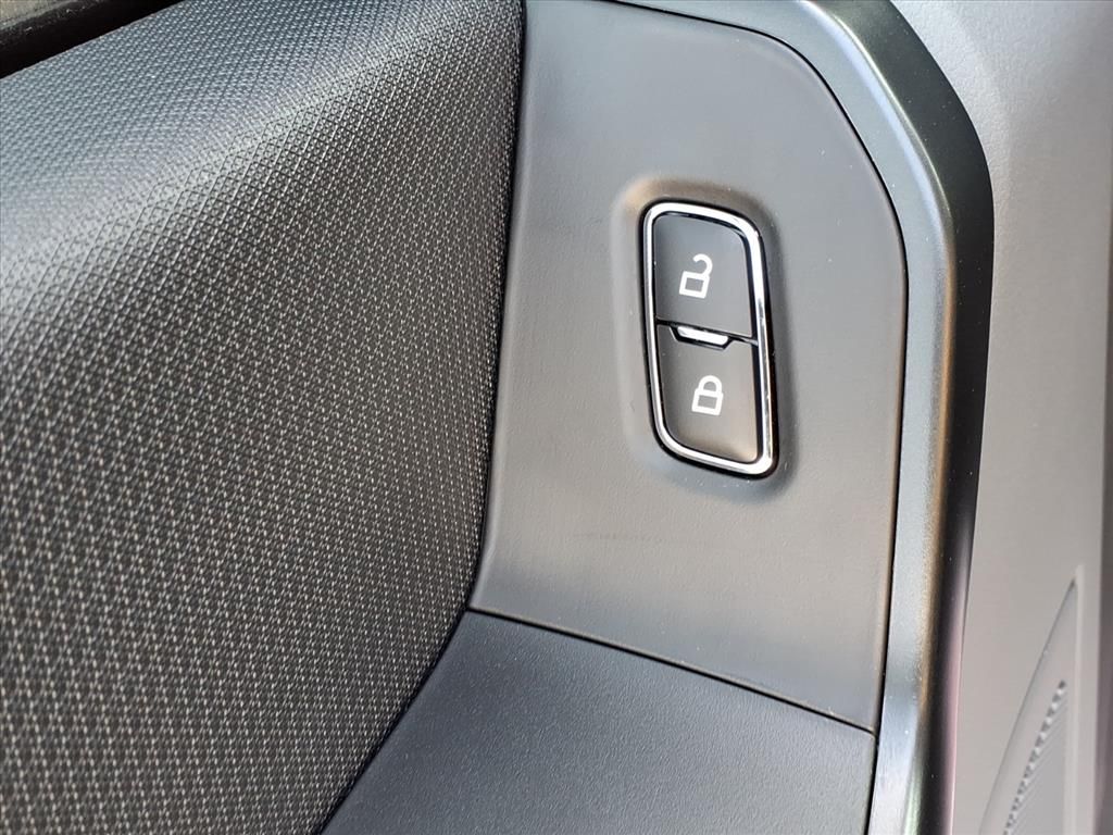 2025 FORD F-150 - Image 30