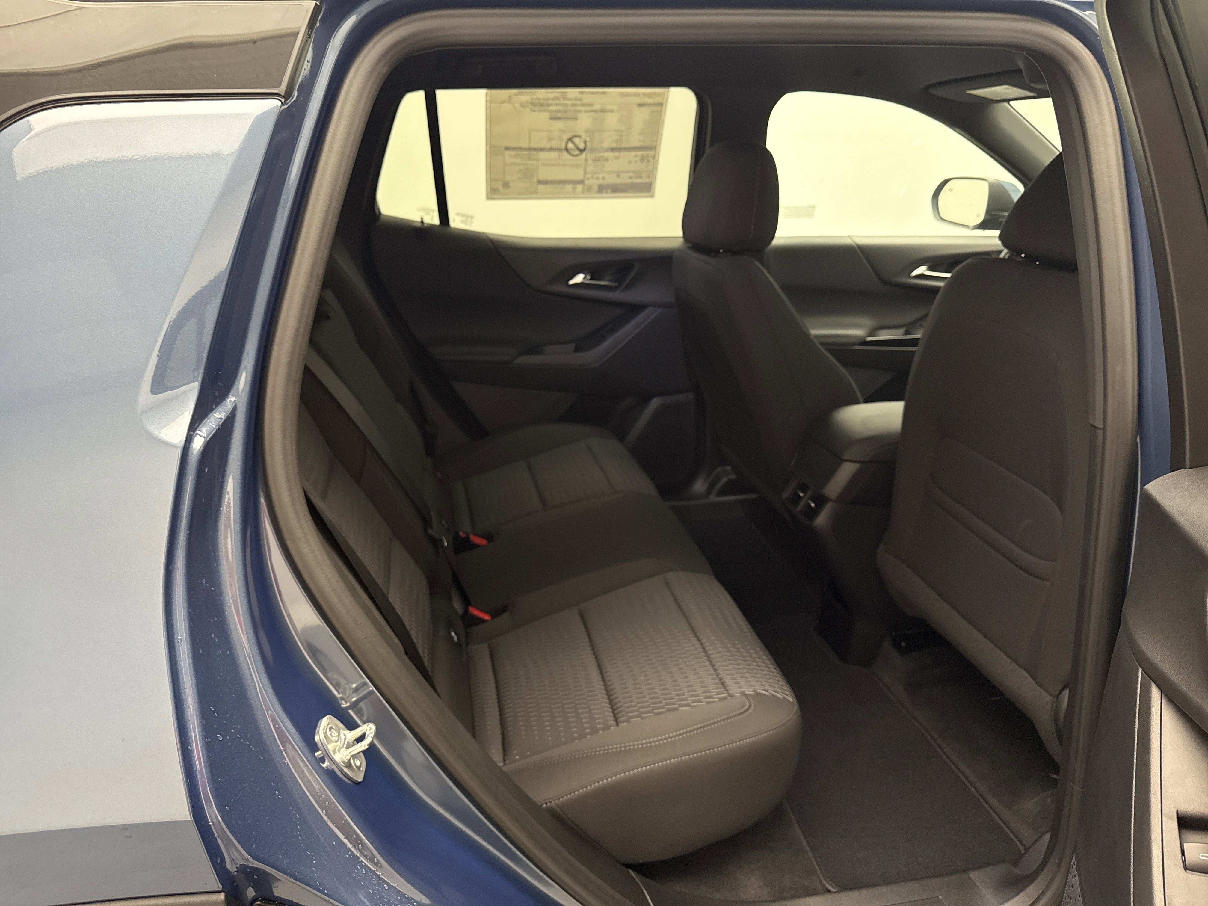 2026 Chevrolet Equinox LT photo 6