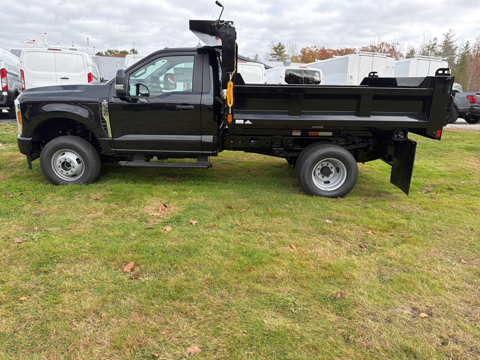 2026 Ford F-350 XL photo 4